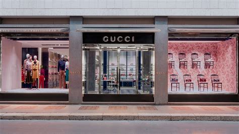 tienda gucci más cercana|Gucci pagina oficial.